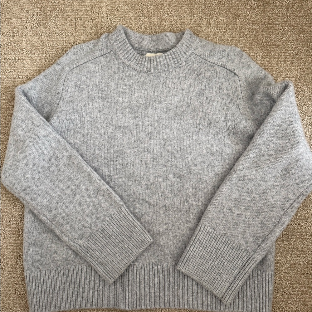 Abercrombie Madeline crew sweater